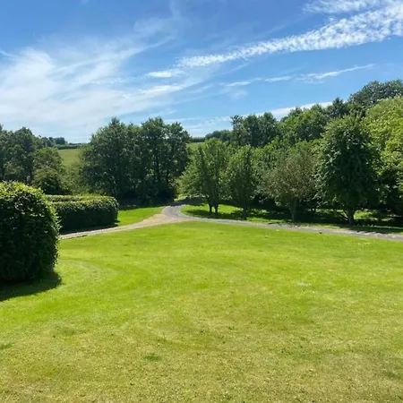 Old Orchard Cottage, *